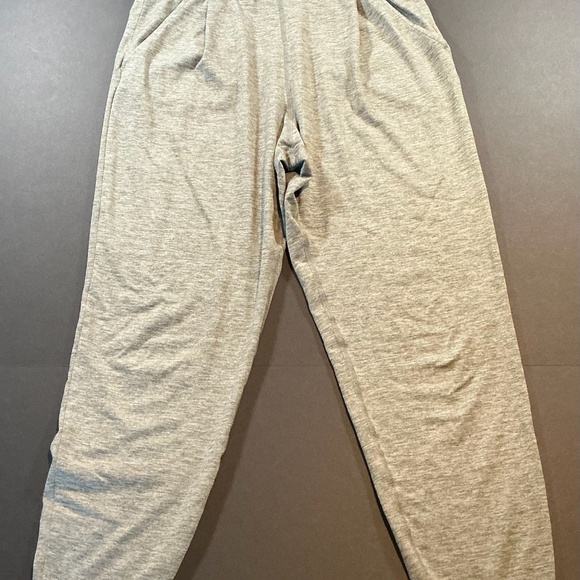 Vuori DreamKnit Jogger Heather Gray High Rise Lounge Pants Size S - Picture 2 of 7